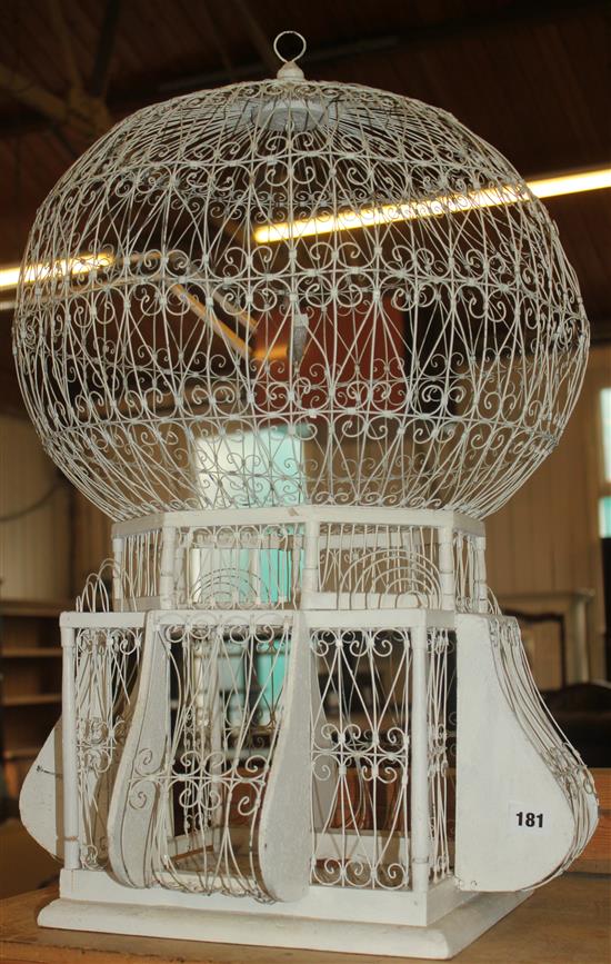 Wire bird cage lamp